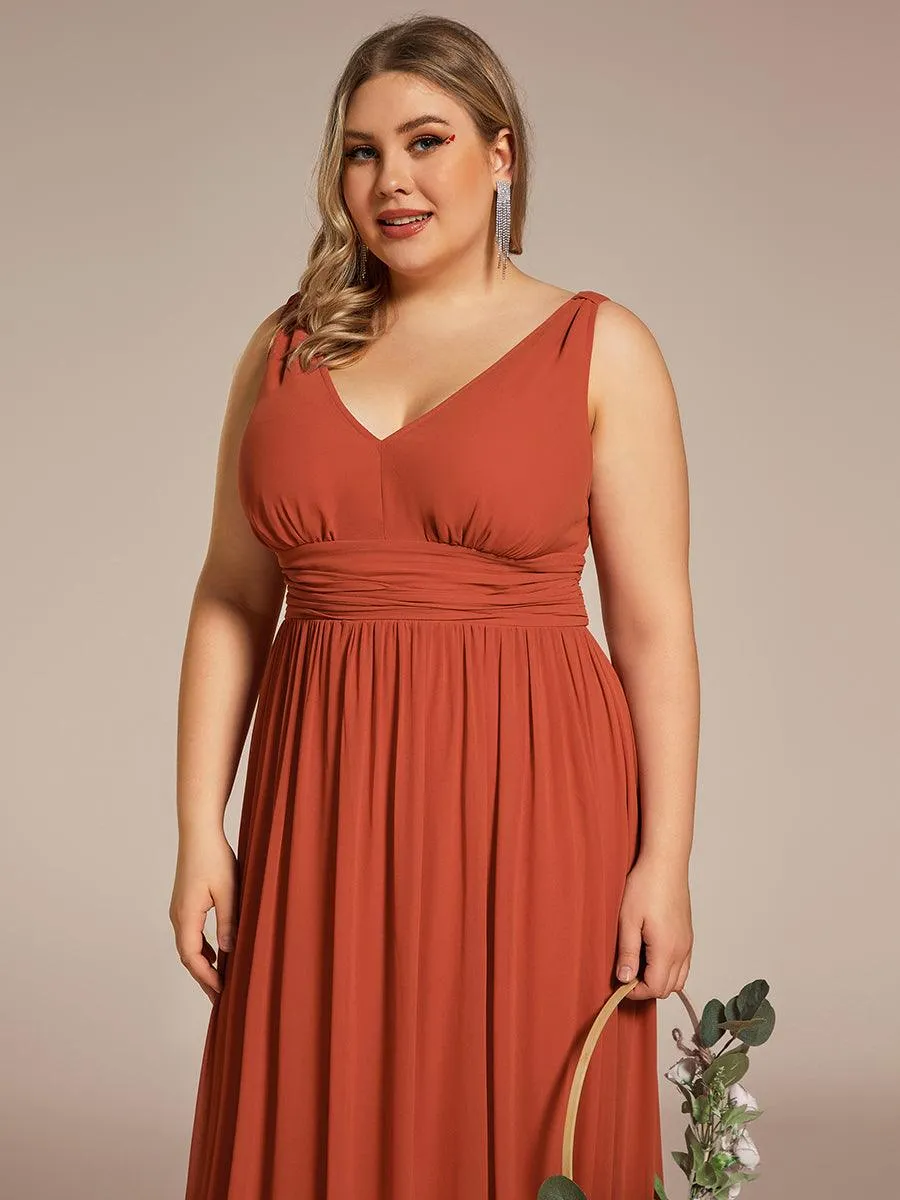 Robe de demoiselle d'honneur en mousseline de soie à col en V grande taille