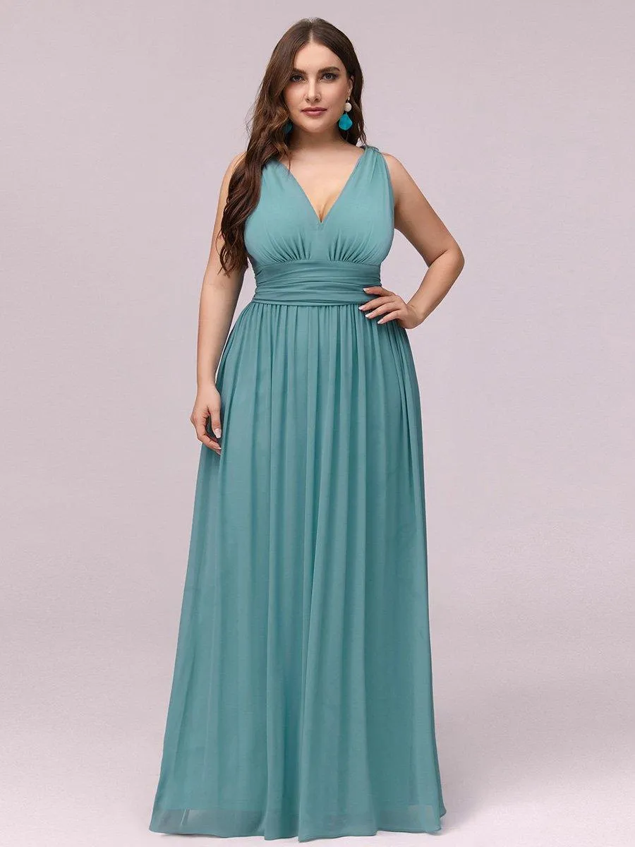 Robe de demoiselle d'honneur en mousseline de soie à col en V grande taille