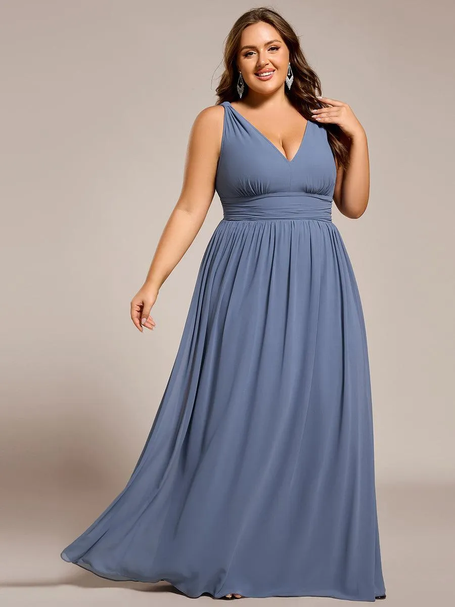 Robe de demoiselle d'honneur en mousseline de soie à col en V grande taille