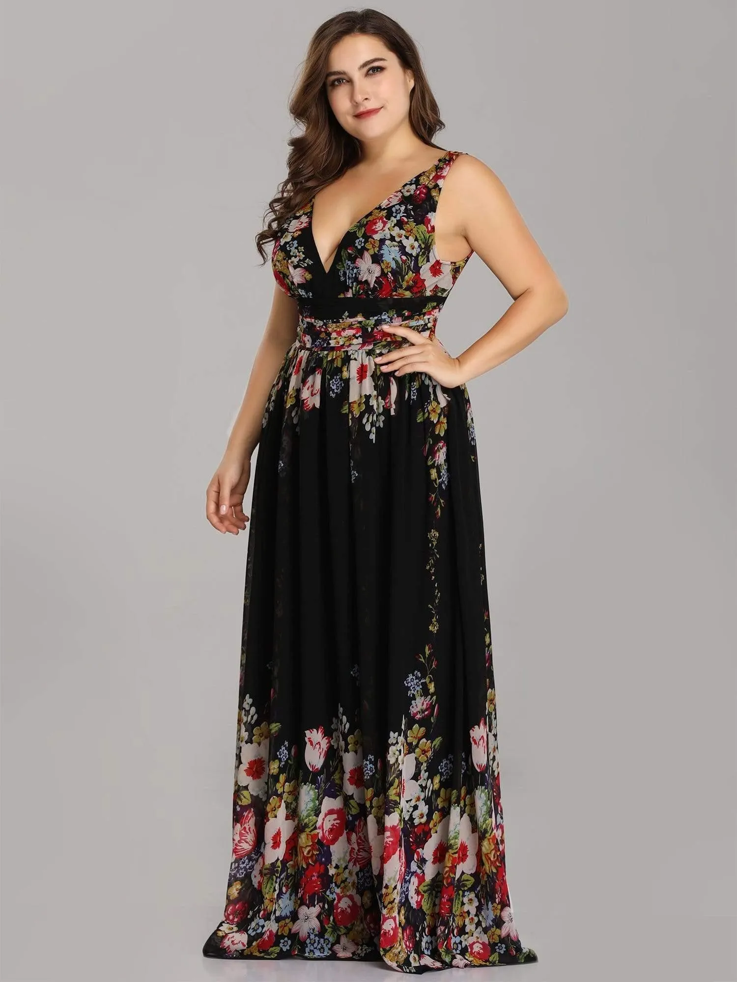 Robe de demoiselle d'honneur en mousseline de soie à col en V grande taille