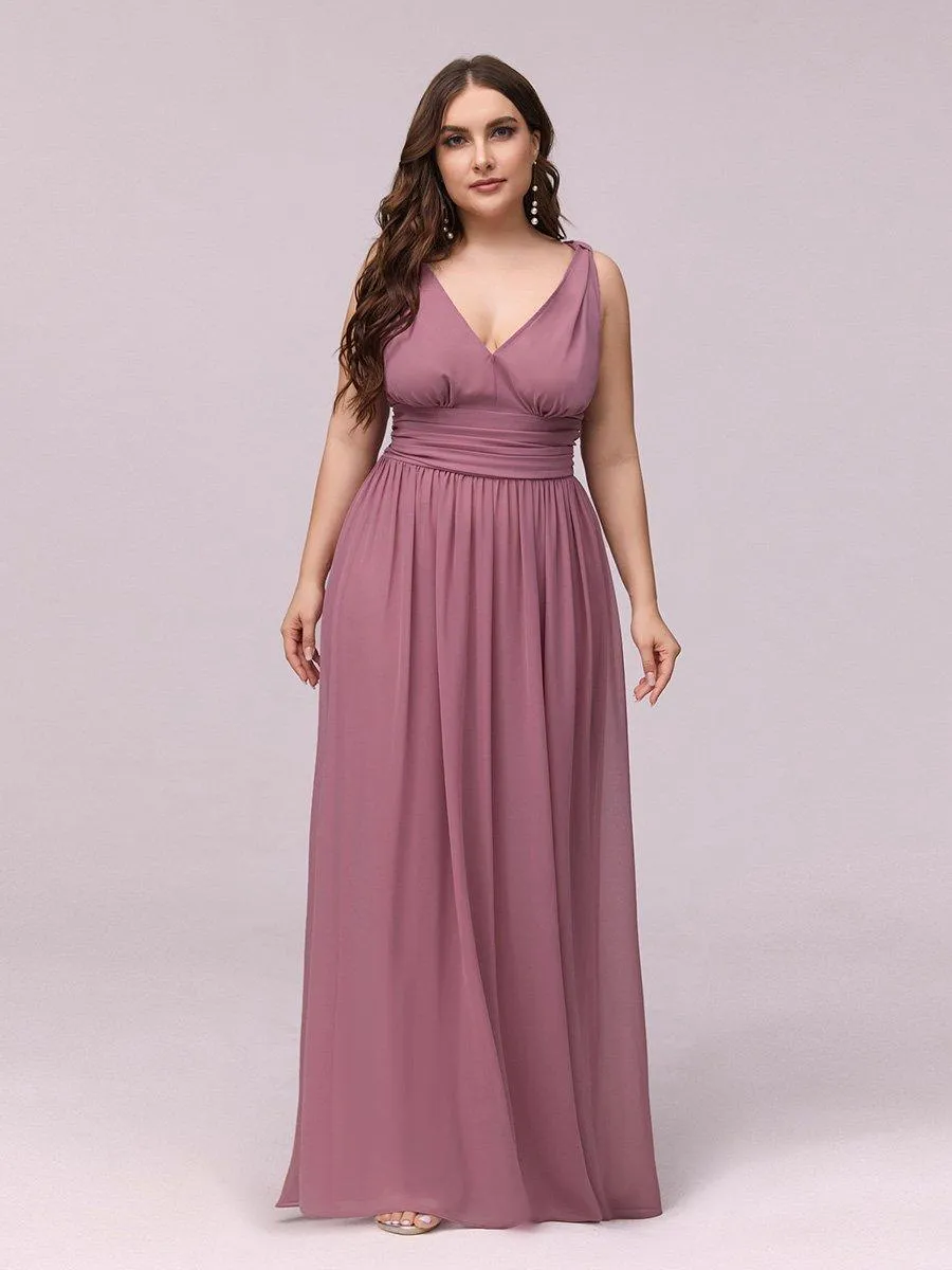 Robe de demoiselle d'honneur en mousseline de soie à col en V grande taille