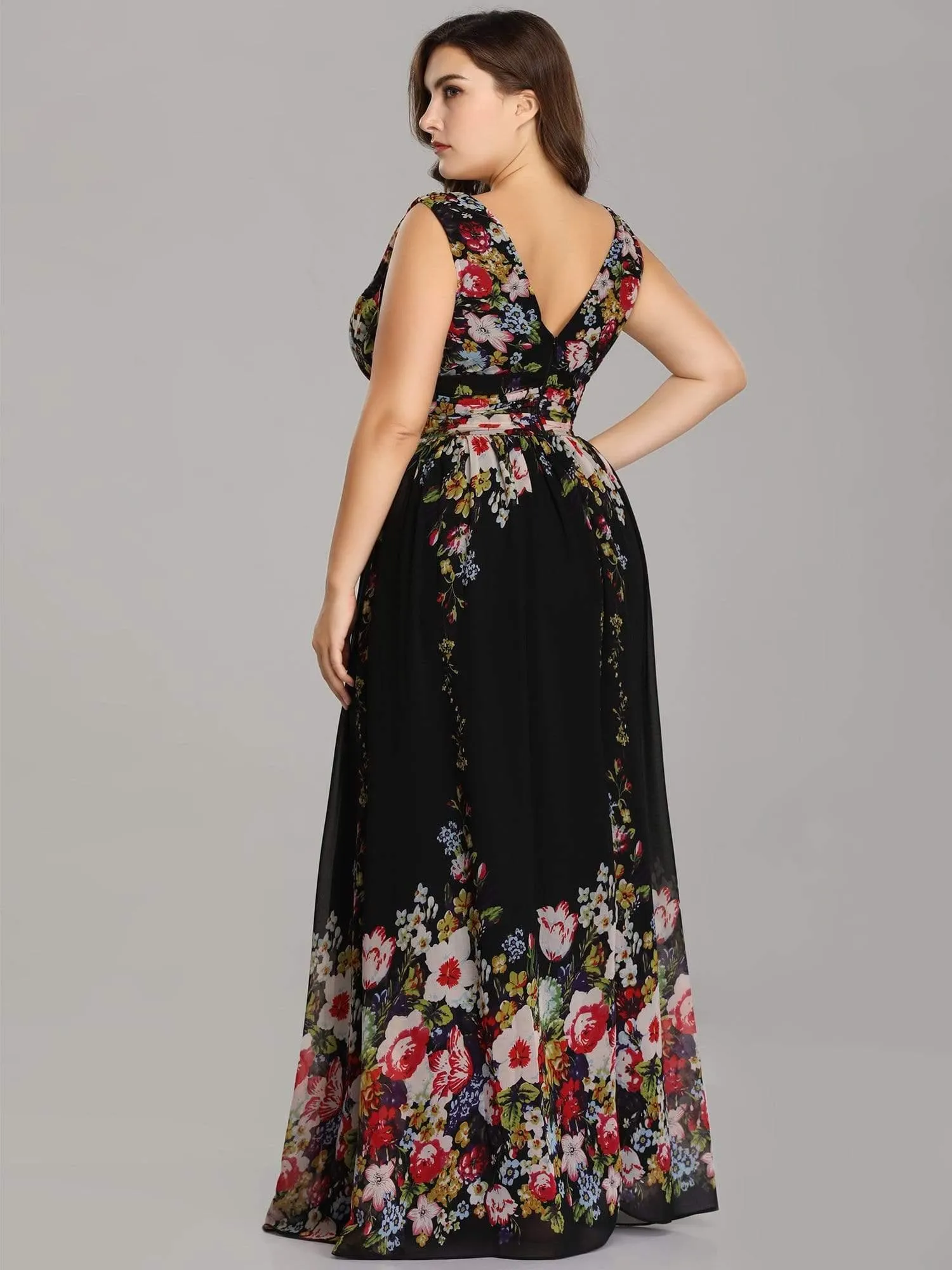 Robe de demoiselle d'honneur en mousseline de soie à col en V grande taille