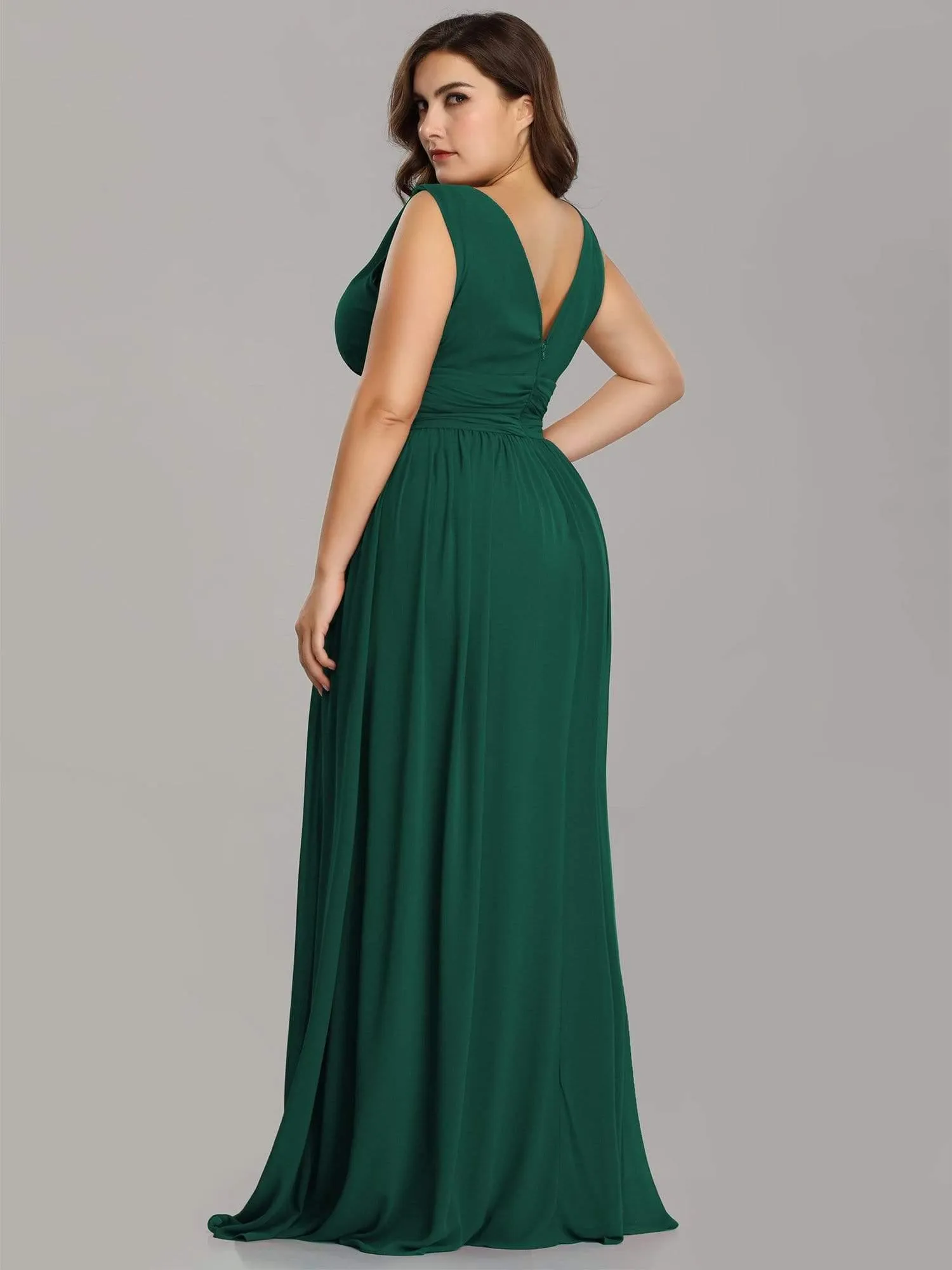Robe de demoiselle d'honneur en mousseline de soie à col en V grande taille