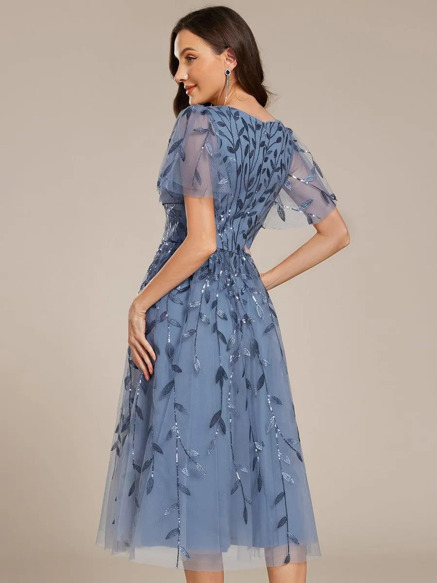 Robe d'invité de mariage formelle mi-longue à paillettes et feuilles à manches courtes