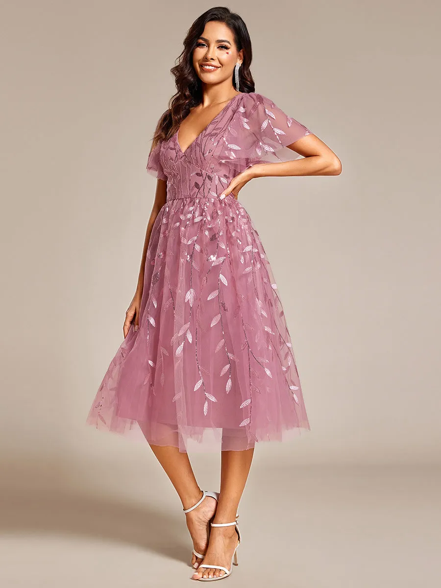 Robe d'invité de mariage formelle mi-longue à paillettes et feuilles à manches courtes