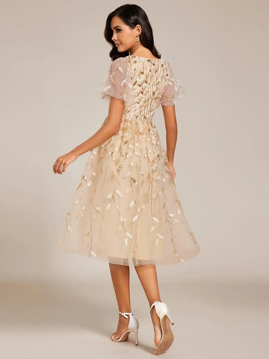 Robe d'invité de mariage formelle mi-longue à paillettes et feuilles à manches courtes