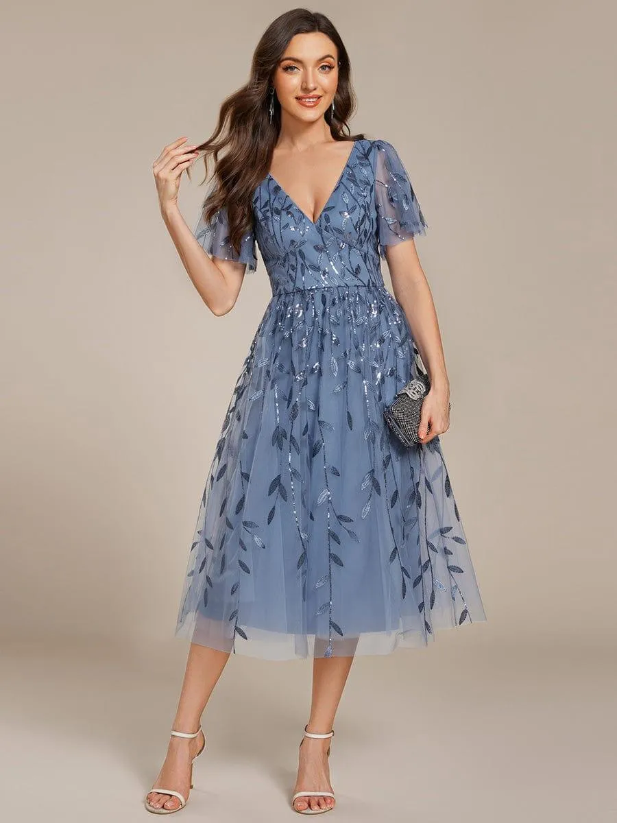 Robe d'invité de mariage formelle mi-longue à paillettes et feuilles à manches courtes