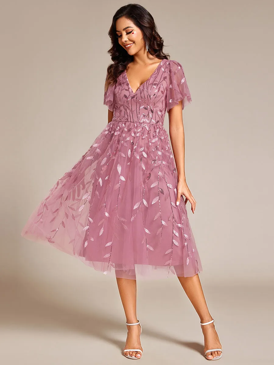 Robe d'invité de mariage formelle mi-longue à paillettes et feuilles à manches courtes