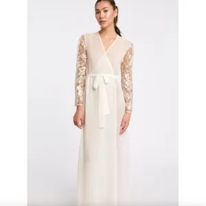Rya Collection Vija Robe 975 in Ivory