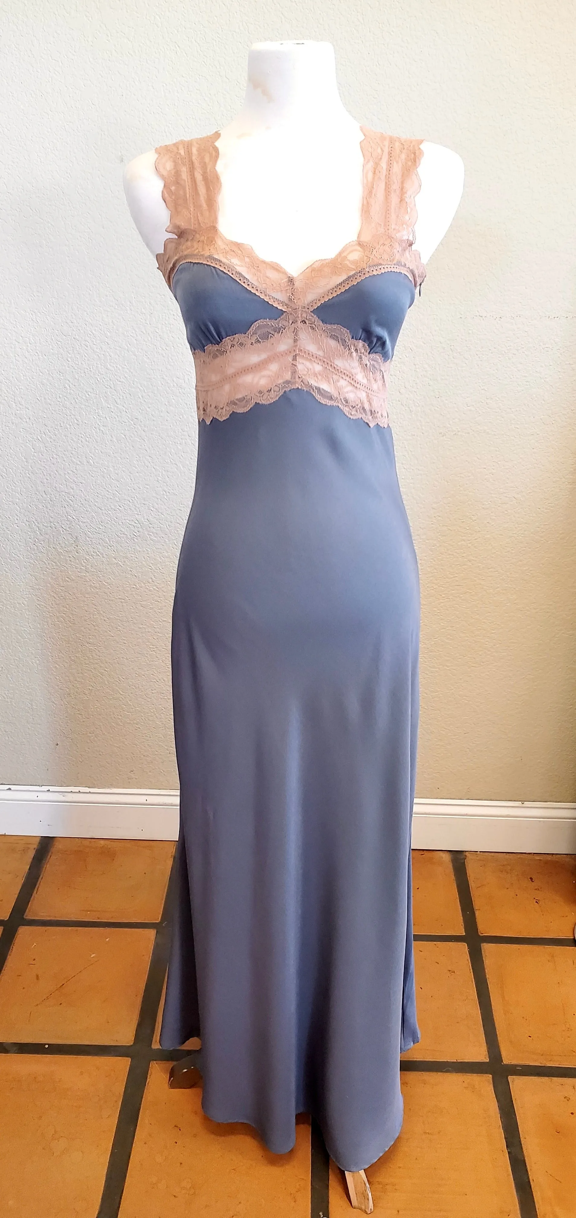 SAMANTHA DRESS