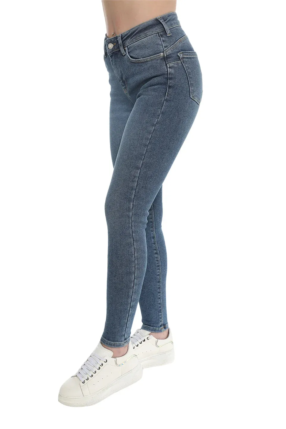 Skinny Blue Jeans With Zipper & Button To Close