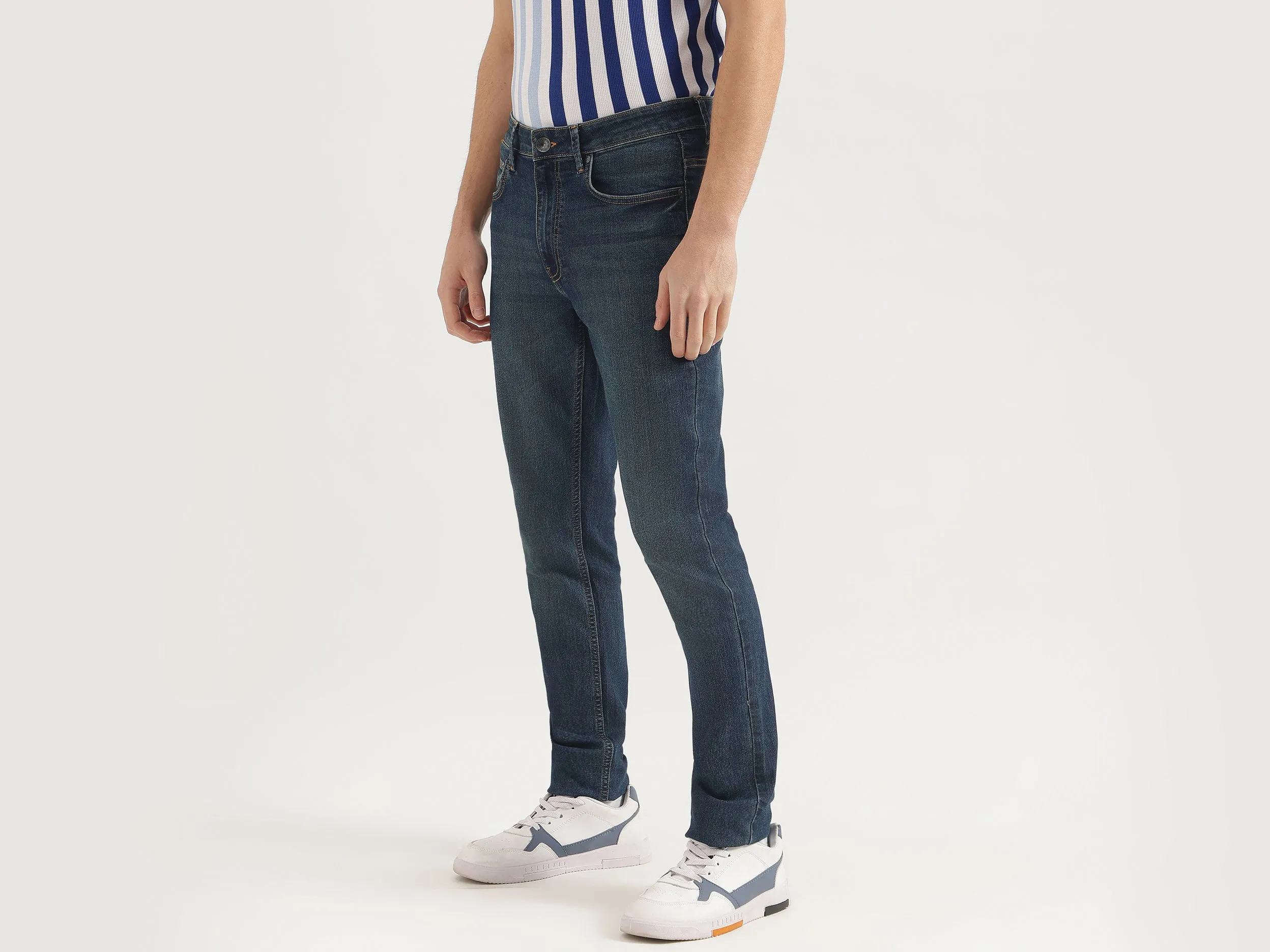 Solid Skinny Fit Jeans