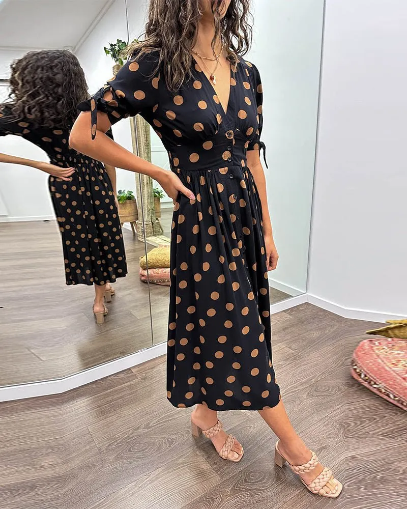 Sorrel - Classic Polka Dot Pattern Woman's Midi Dress