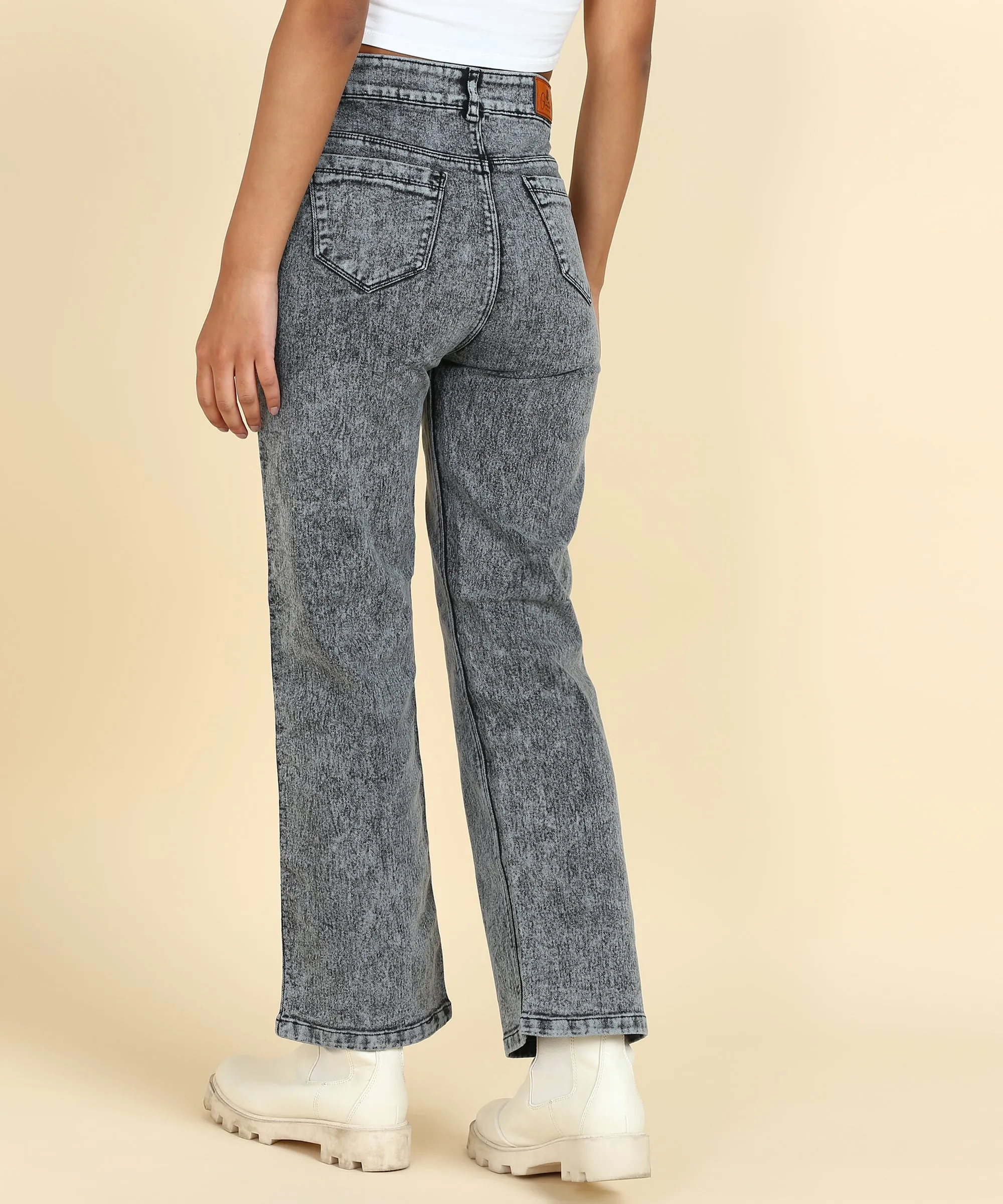 Stretchy Stride Stonewash Jeans