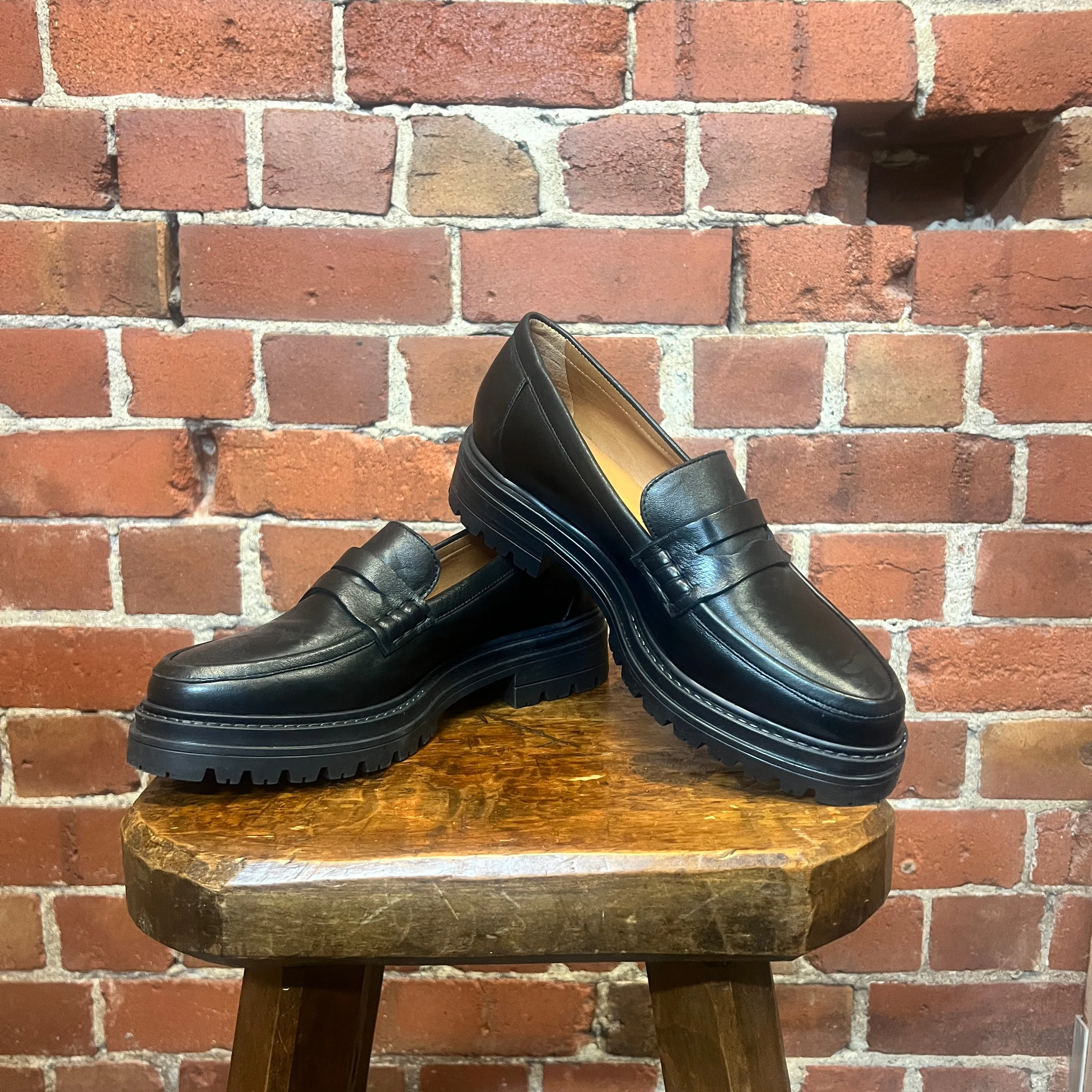 SZEANE leather loafers 40