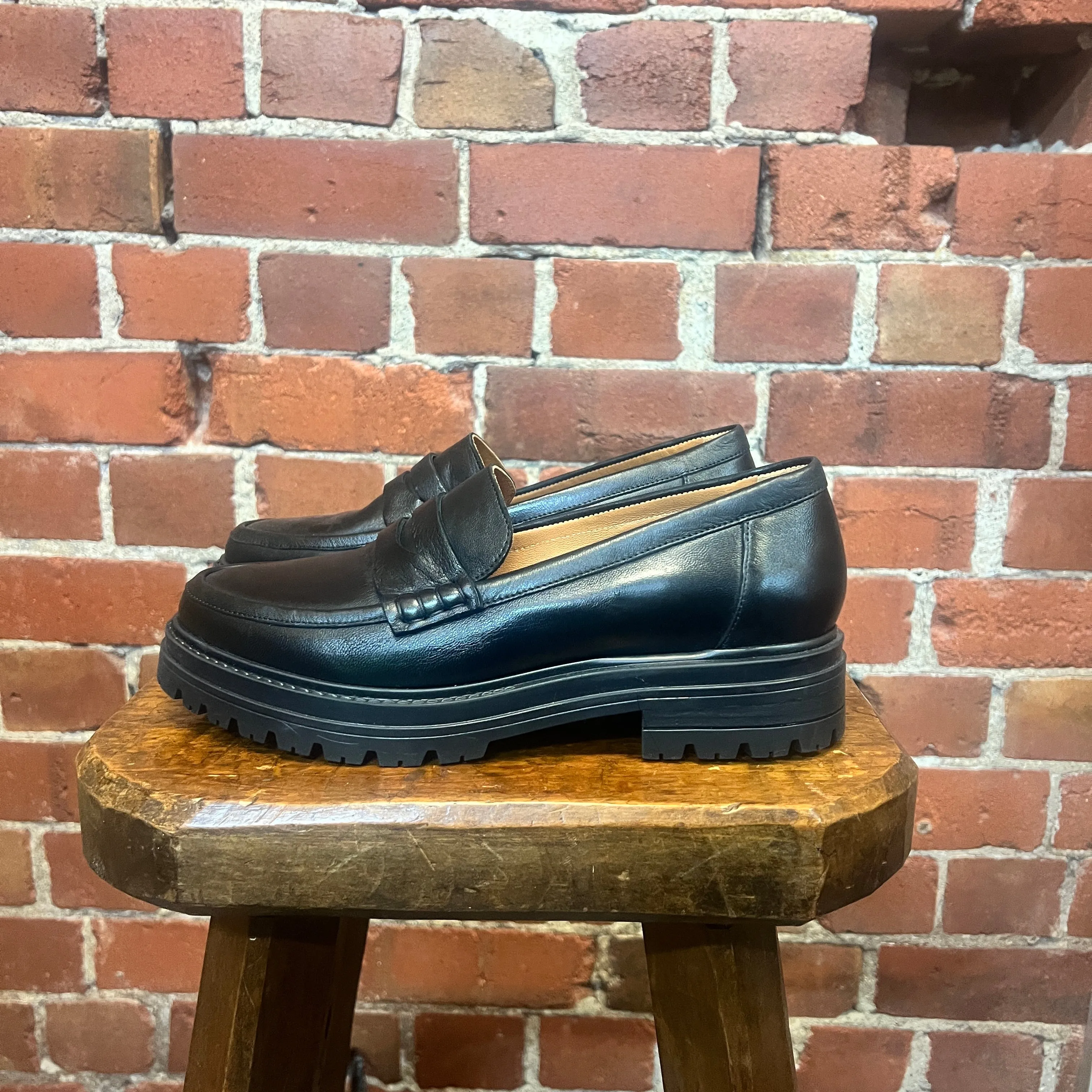 SZEANE leather loafers 40