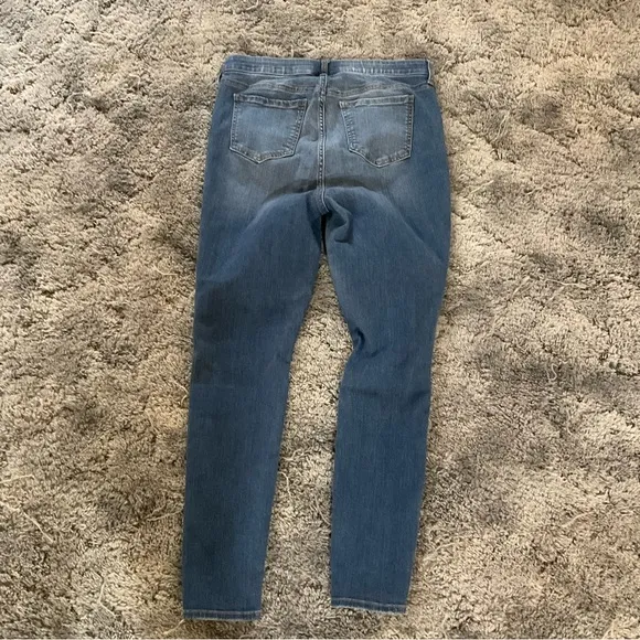 TORRID Bombshell Skinny Premium Stretch Mile Sky High-Rise Destructed Jeans