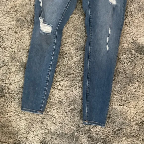 TORRID Bombshell Skinny Premium Stretch Mile Sky High-Rise Destructed Jeans