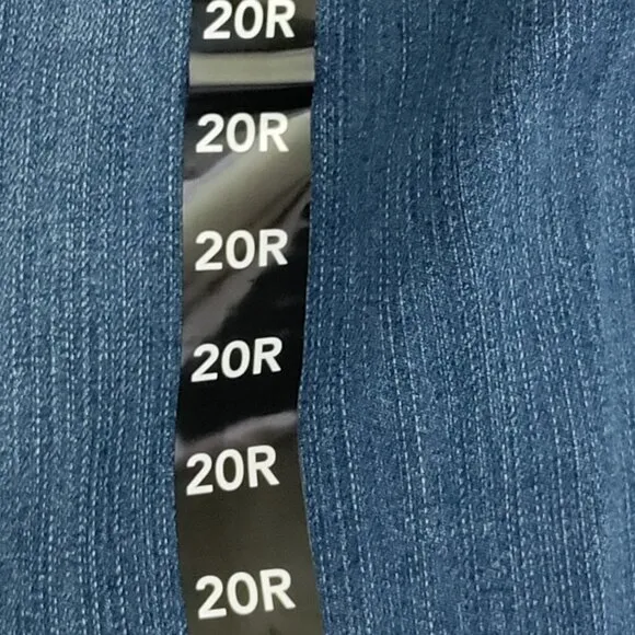 Torrid Jeans Bombshell Skinny Distressed High Rise Plus Size 20 R New NWT