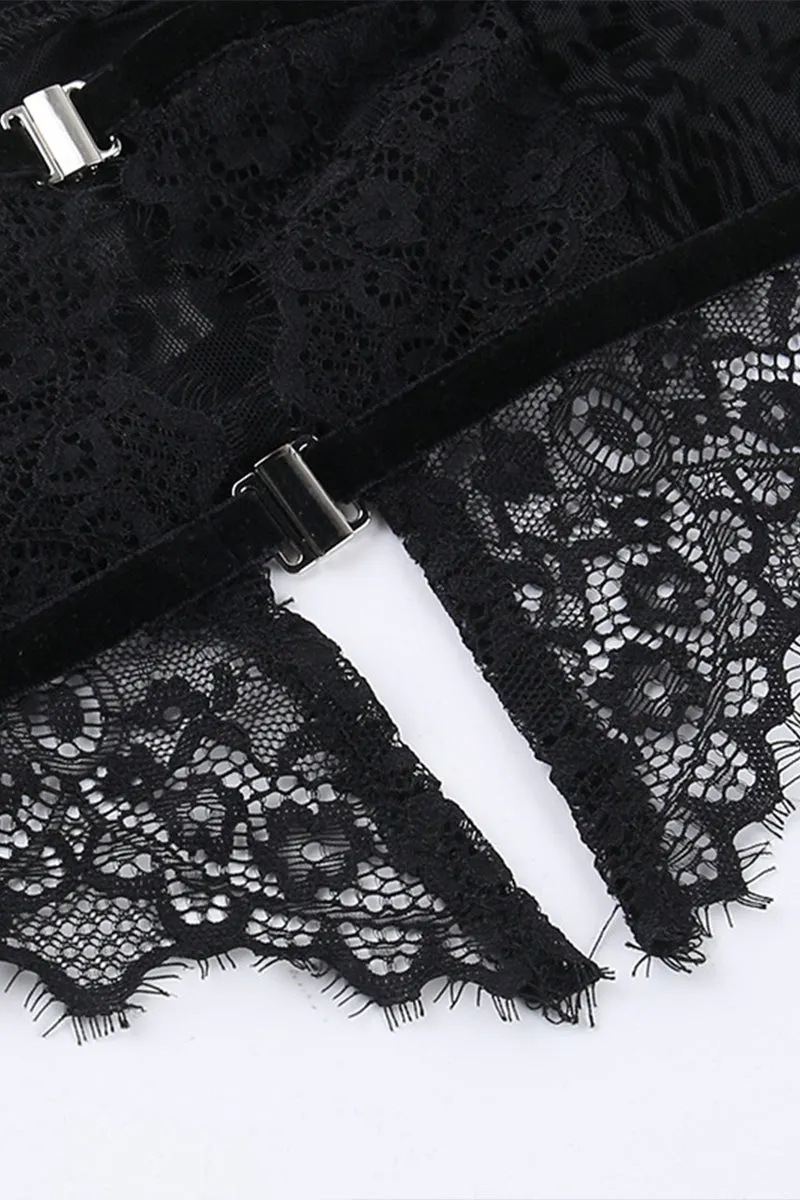 TR3132 Lace Cutout Tank Top