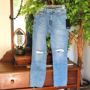 True Religion Starr Bite Out Hem Destructed denim. Size 28