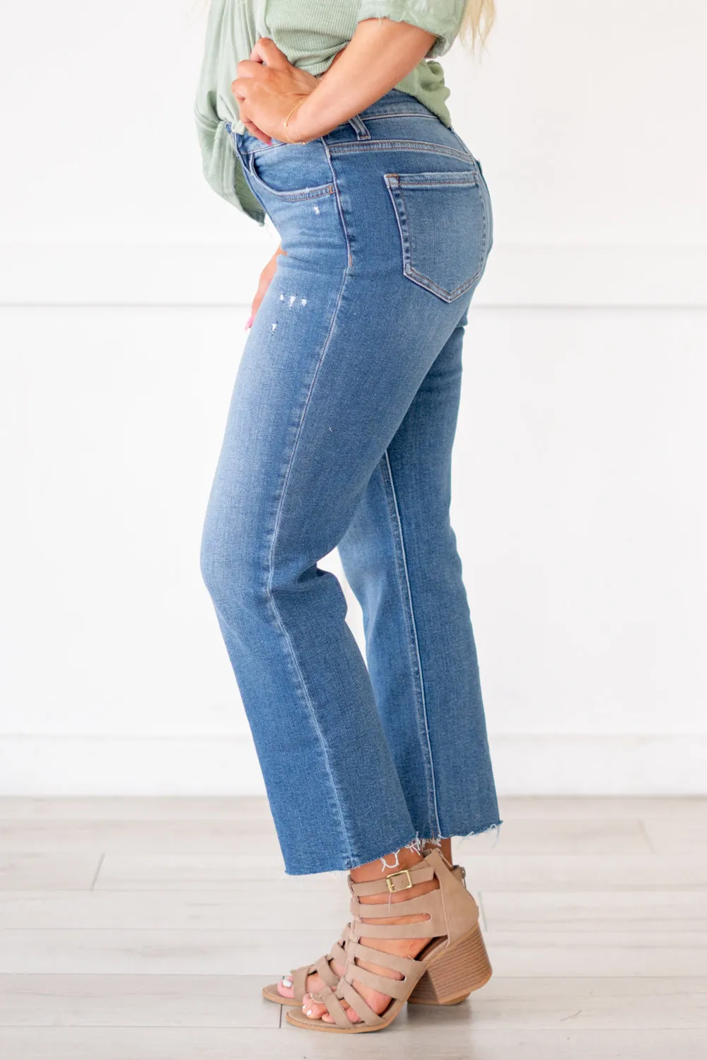 Upliftment Mid Rise Ankle Straight