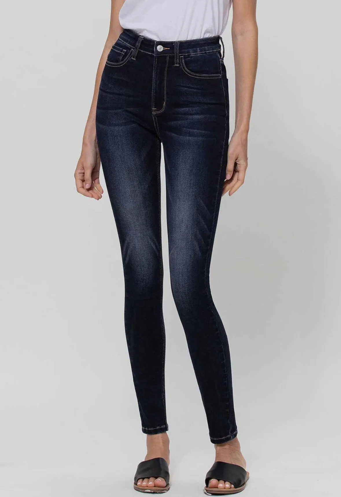 VERVET MID RISE ANKLE SKINNY