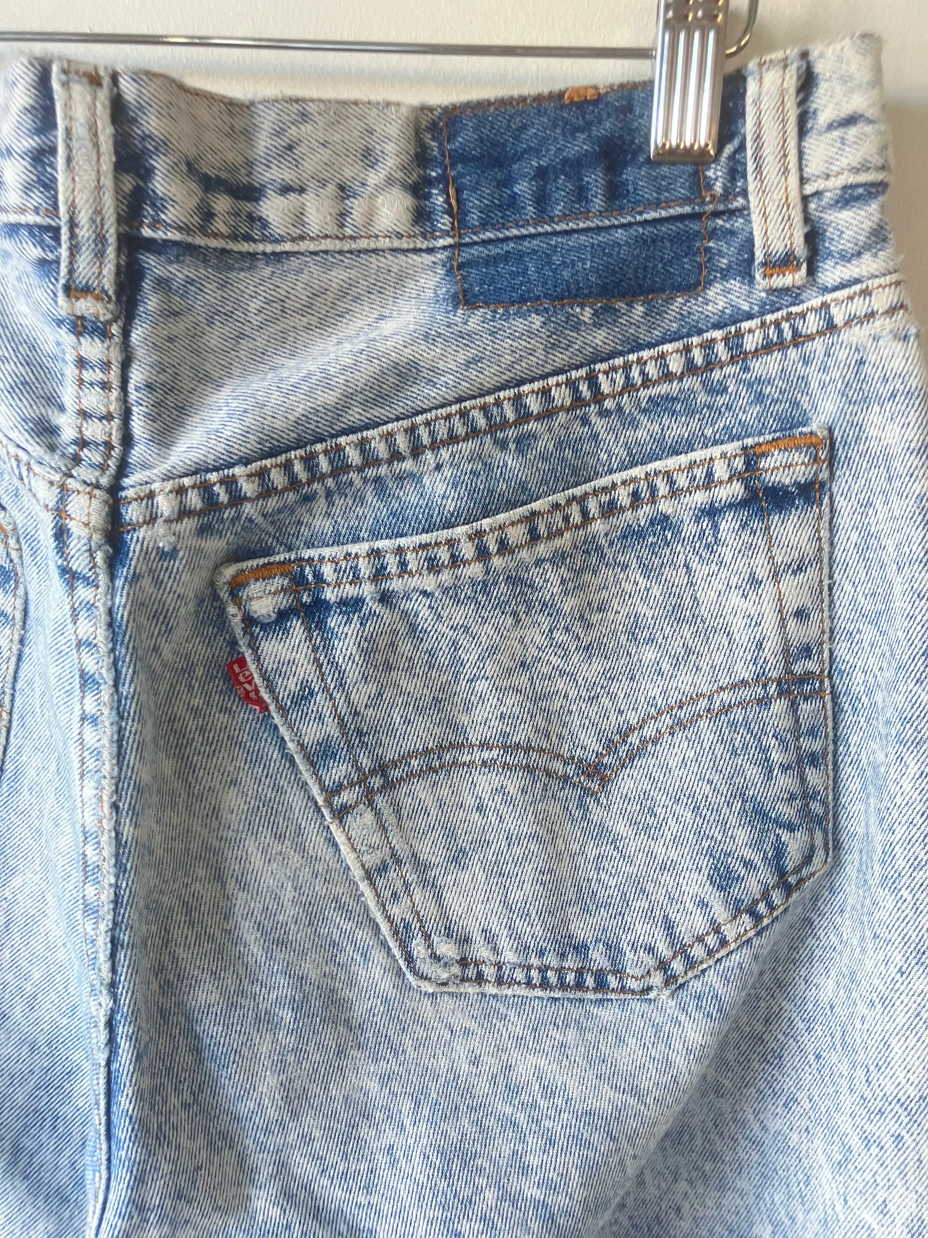 Vintage Levi’s Acid Washed Jeans w/ Ripped Knees