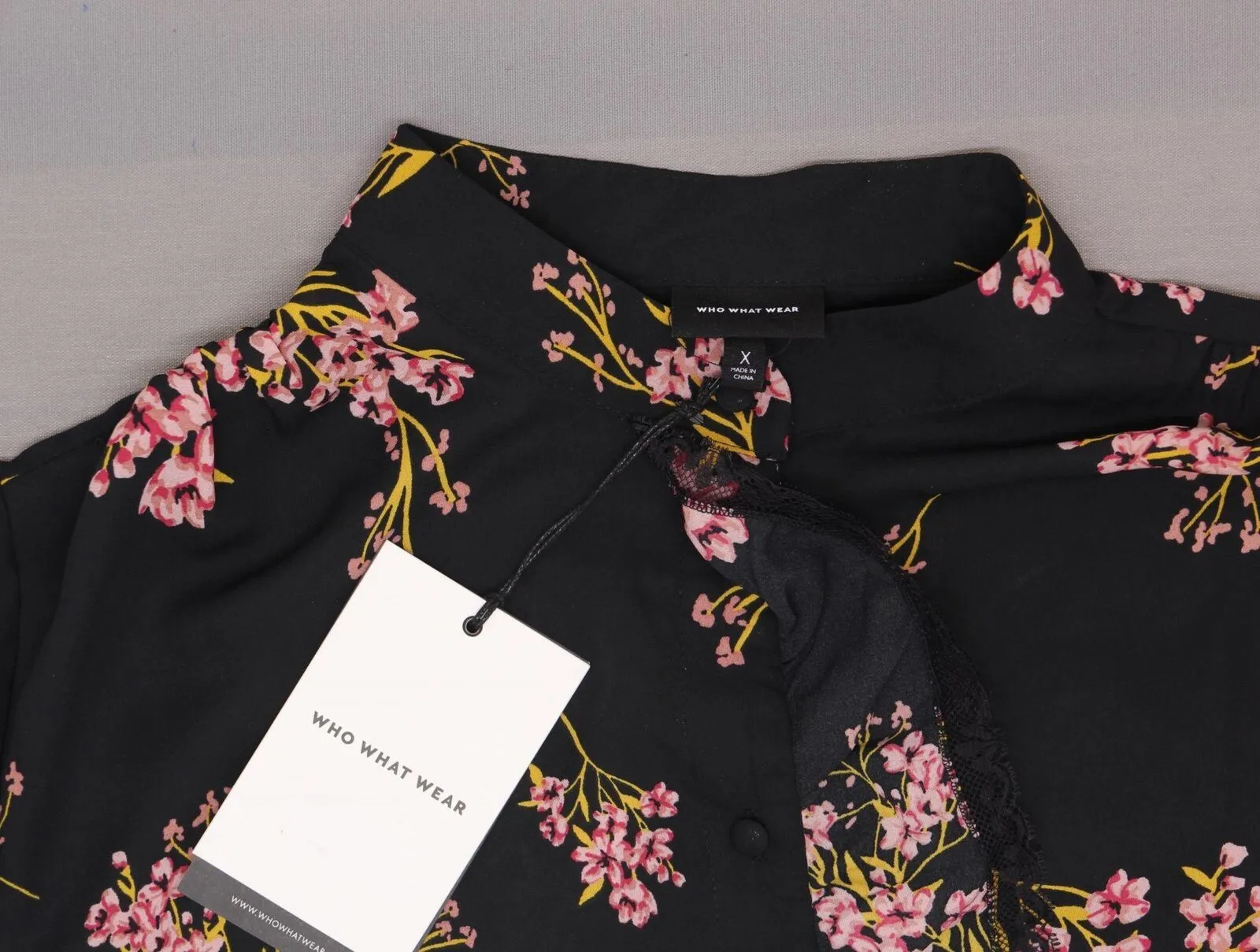 Who What Wear Women's Long Sleeve Button Up Dinner Blouse