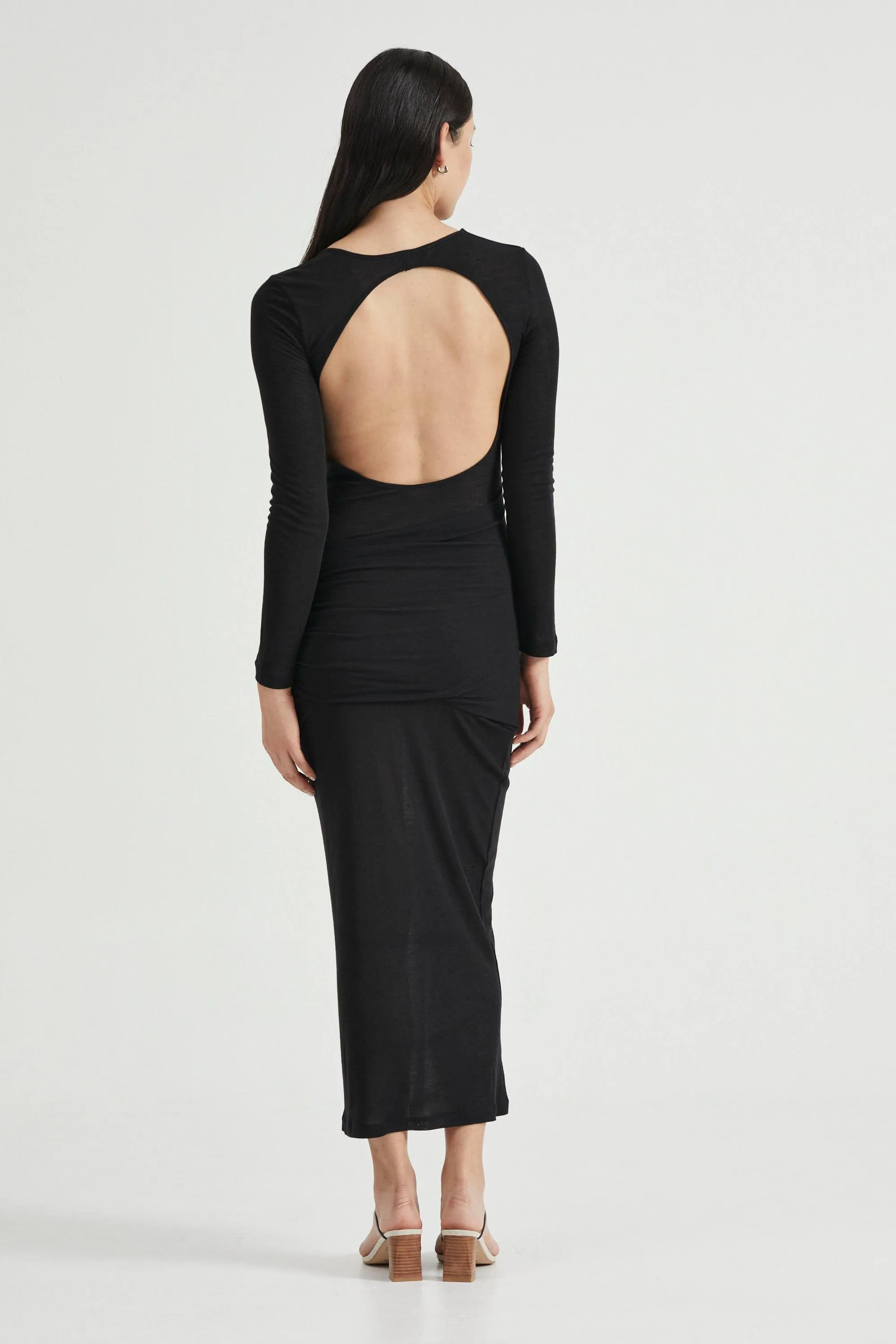 WIND THROUGH BACK OUT MAXI | BLACK