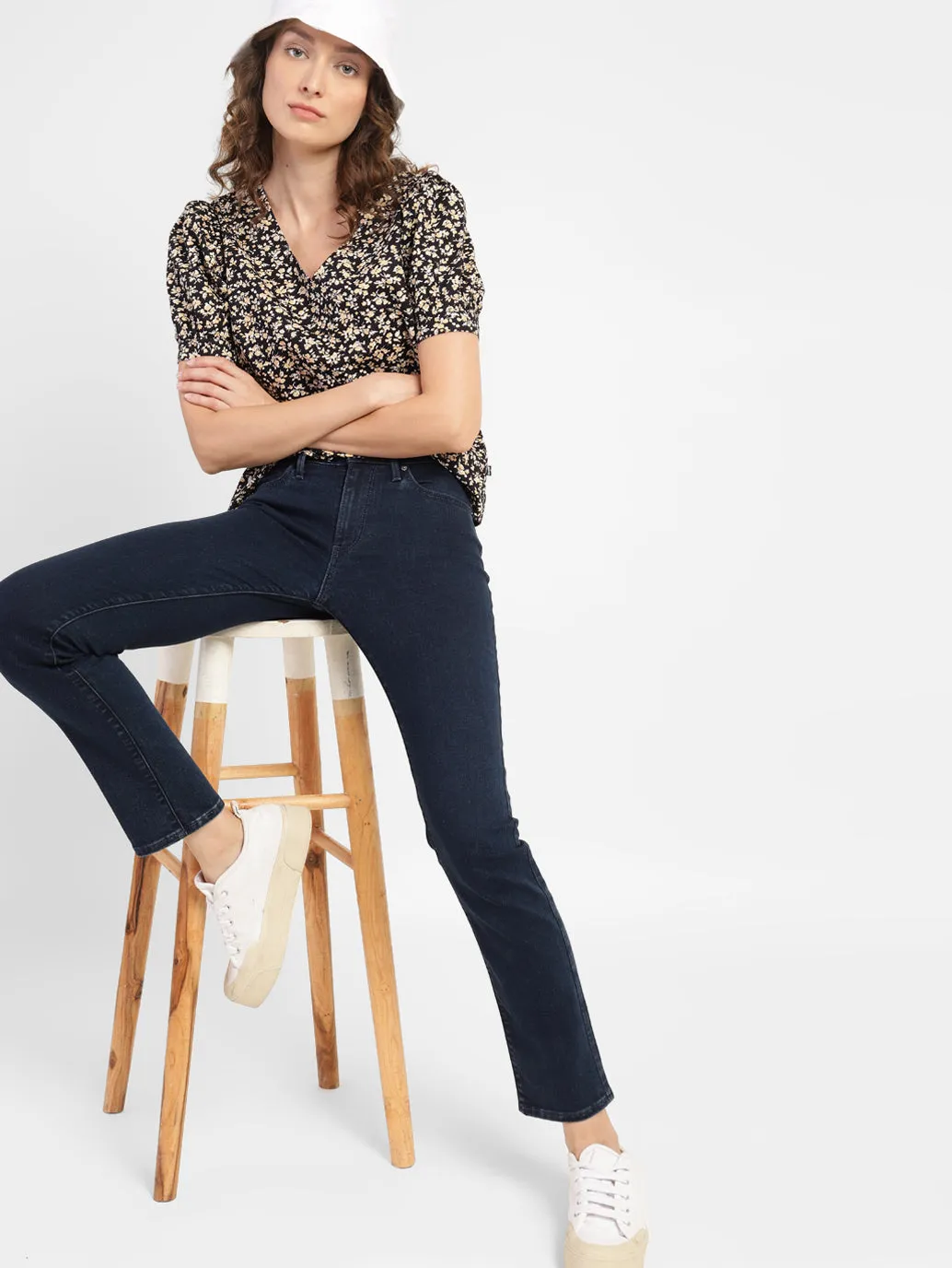 Women's 711 Blue Skinny Fit Mid Rise Jeans
