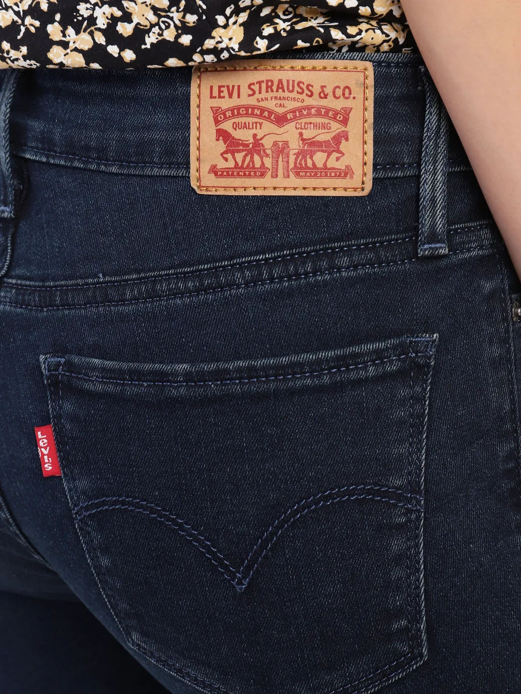 Women's 711 Blue Skinny Fit Mid Rise Jeans