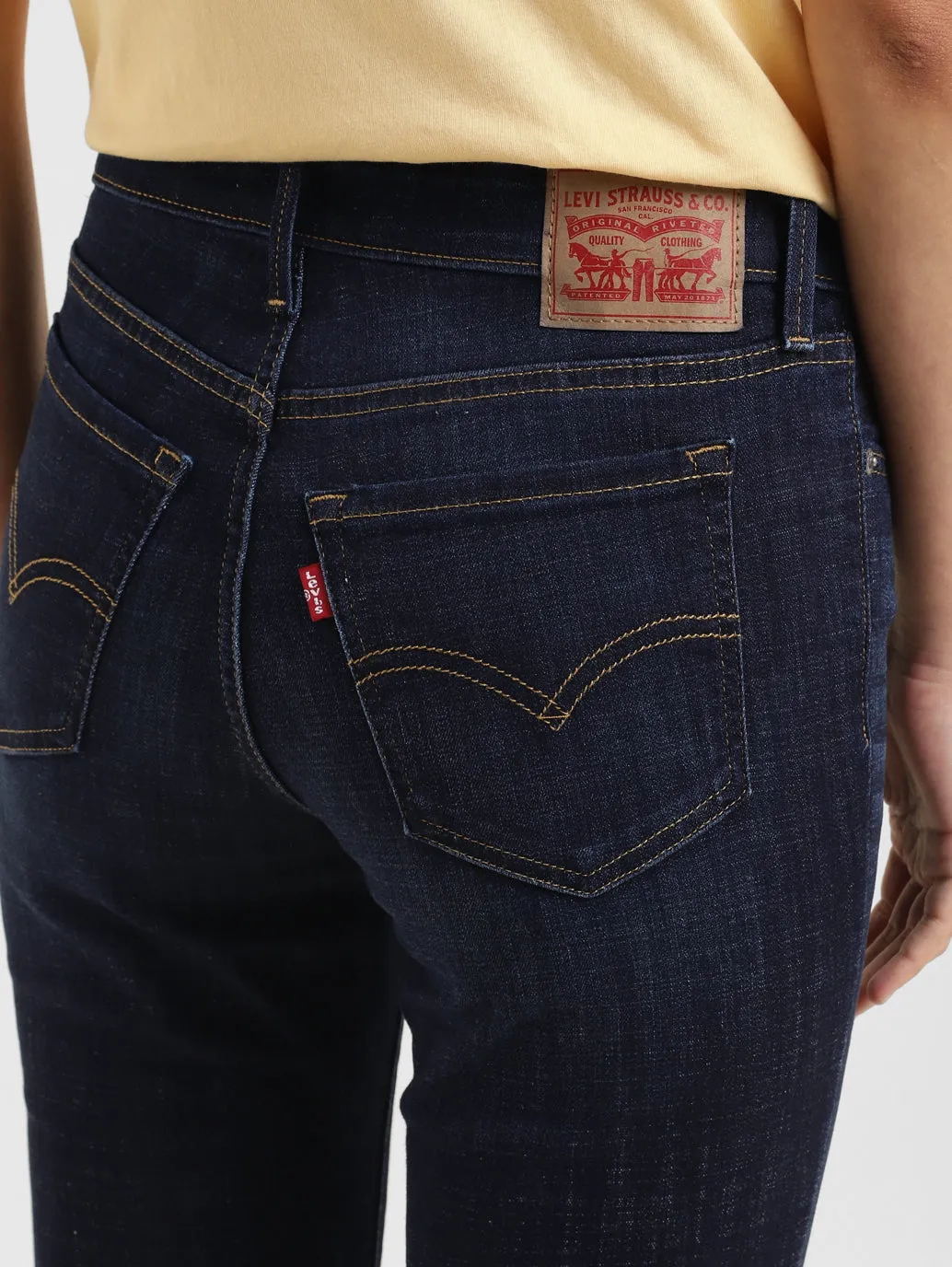 Women's 711 Blue Skinny Fit Mid Rise Jeans