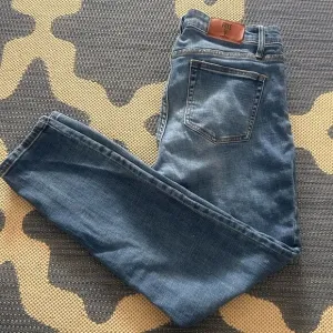 Women's Frye straight leg jeans