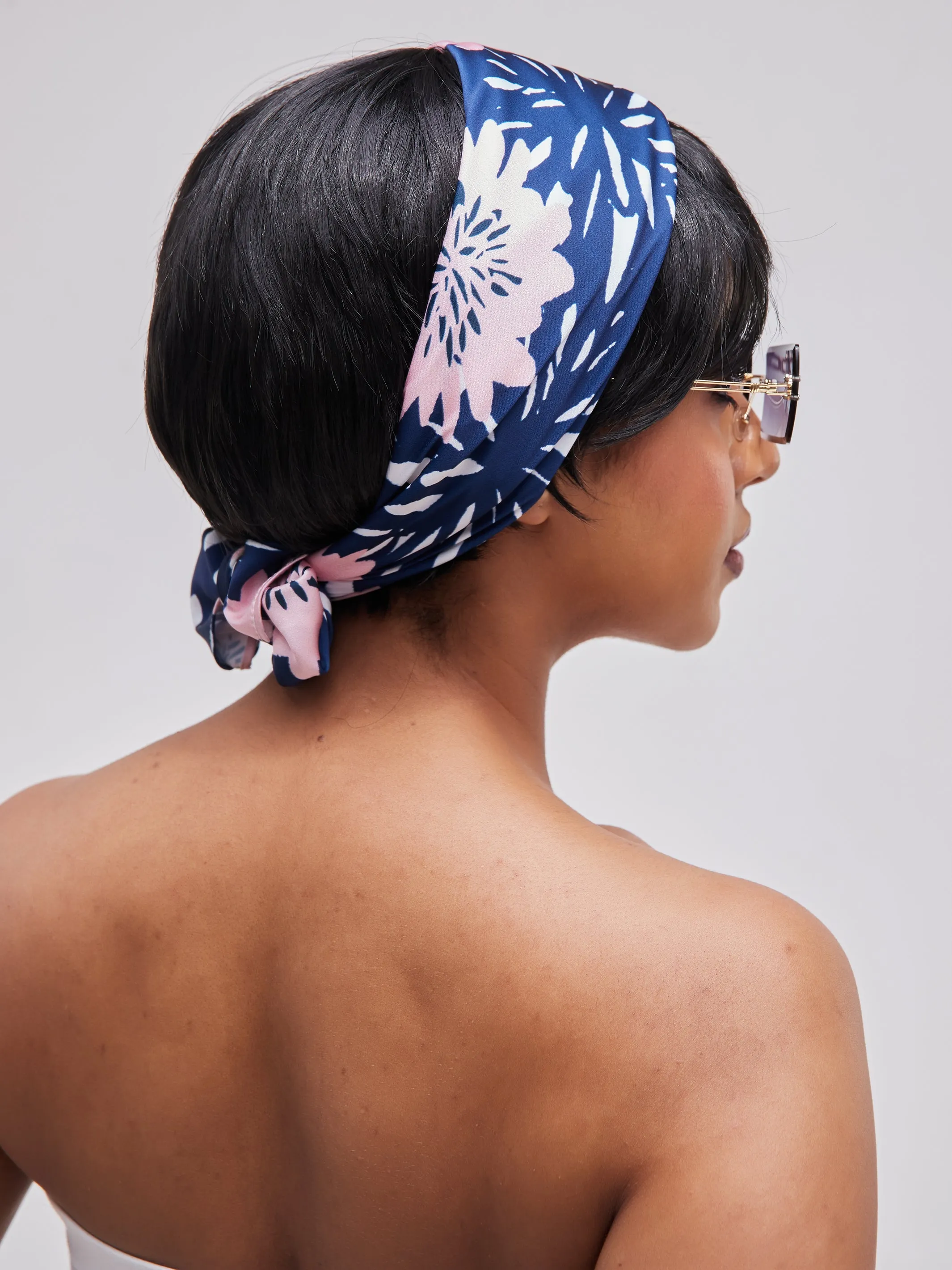 Zoya Essentials Satin Scarf - Pink Daffodils